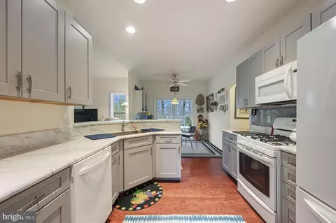 Kitchen - 16244 Edgewater Dr, Milton, DE 19968 photo 1 of 2