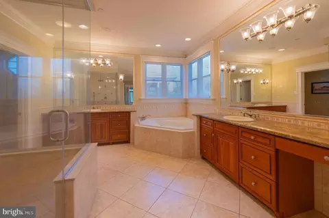 Bath - 187 October Glory Ave, Ocean View, DE 19970 photo 1 of 11