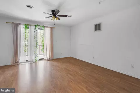 Living - 30845 Al Jan Dr, Laurel, DE 19956 photo 5 of 5