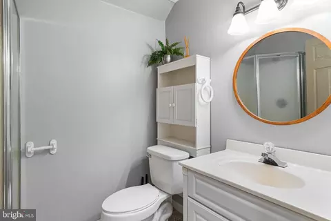 Bath - 30845 Al Jan Dr, Laurel, DE 19956 photo 2 of 2