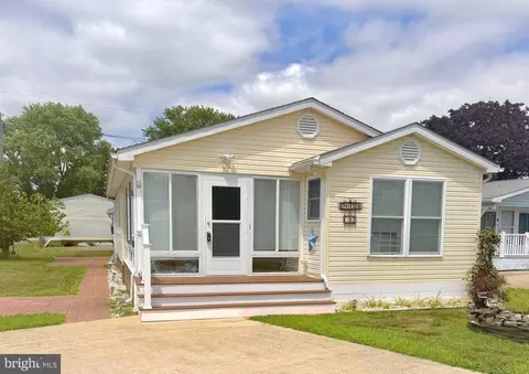21734 C St, Rehoboth Beach, DE 19971