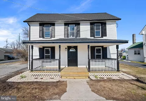 303 W Market St, Greenwood, DE 19950