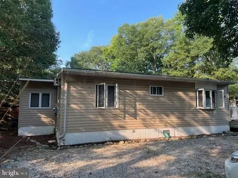 37686 Holly St, Ocean View, DE 19970