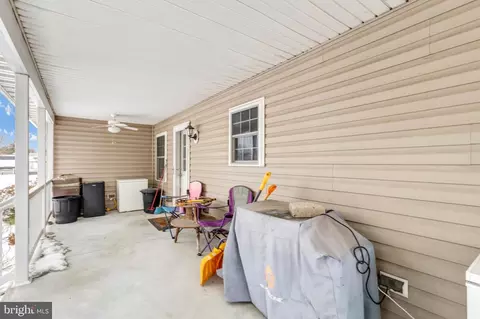 Exterior - 31566 White St, Laurel, DE 19956 photo 3 of 3