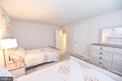 Bedroom - 22379 Grebe Ln, Ocean View, DE 19970 photo 4 of 8