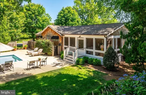 518 New Castle Street Ext, Rehoboth Beach, DE 19971