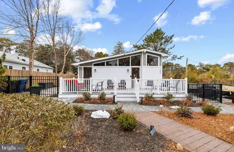 103 Carolina St, Dewey Beach, DE 19971