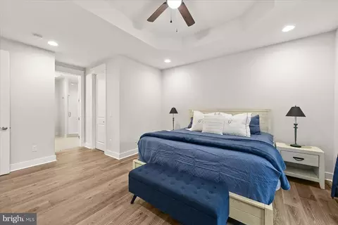 Bedroom - 43 Stingray Harbor Dr, Ocean View, DE 19970 photo 2 of 14