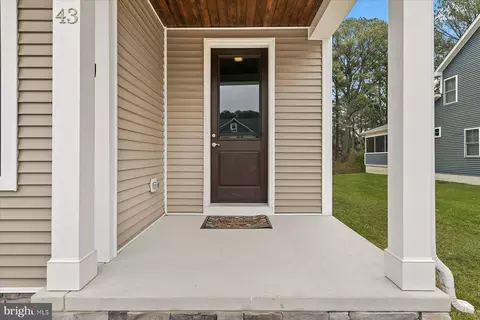 Exterior - 43 Stingray Harbor Dr, Ocean View, DE 19970 photo 2 of 7