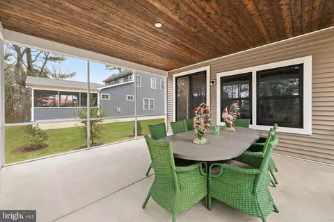 Exterior - 43 Stingray Harbor Dr, Ocean View, DE 19970 photo 4 of 7