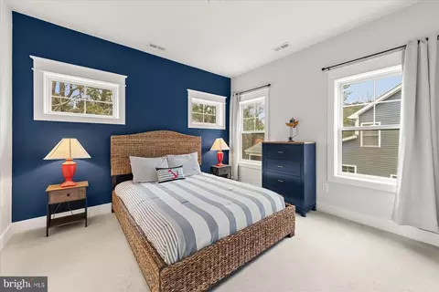 Bedroom - 43 Stingray Harbor Dr, Ocean View, DE 19970 photo 9 of 14
