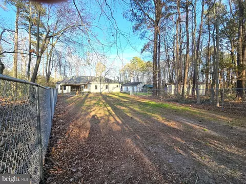 Exterior - 26770 Deep Branch Rd, Milton, DE 19968 photo 11 of 12