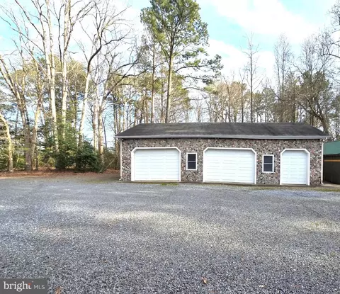 Exterior - 26770 Deep Branch Rd, Milton, DE 19968 photo 9 of 12