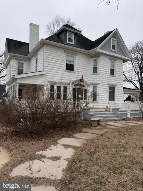 323 Pennsylvania Ave, Seaford, DE 19973
