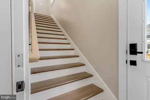 Entry Way - 20157 W Piney Grove Rd, Georgetown, DE 19947 photo 13 of 13