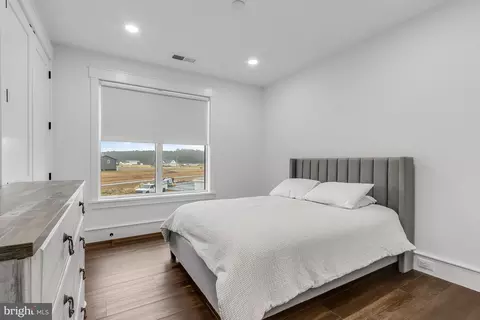 Bedroom - 20157 W Piney Grove Rd, Georgetown, DE 19947 photo 12 of 12
