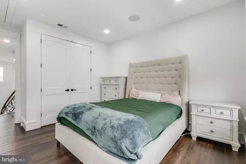 Bedroom - 20157 W Piney Grove Rd, Georgetown, DE 19947 photo 5 of 12