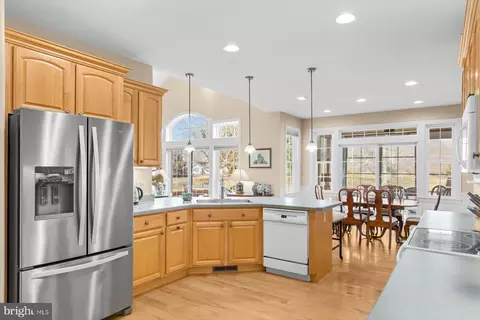 Kitchen - 236 Oyster Shell Cv, Bethany Beach, DE 19930 photo 2 of 4