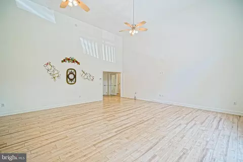 Living - 23761 Winding Way, Milton, DE 19968 photo 2 of 4