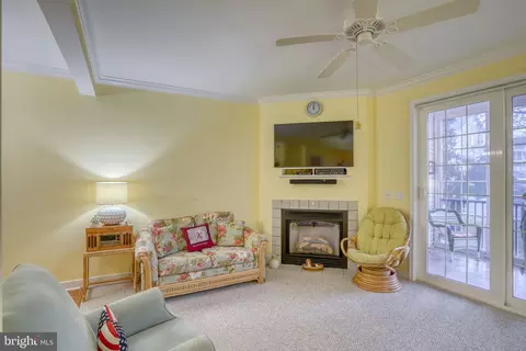Living - 30611 Cedar Neck Rd #2104, Ocean View, DE 19970 photo 2 of 5