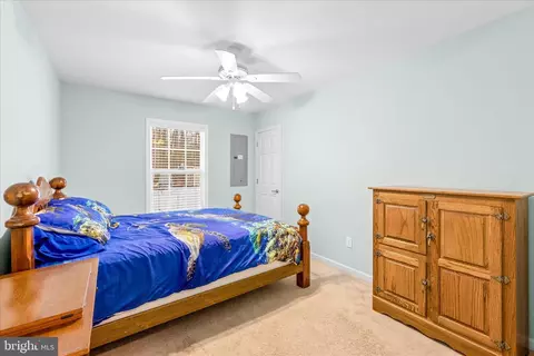 Bedroom - 26518 Bimeler Ct, Georgetown, DE 19947 photo 9 of 11