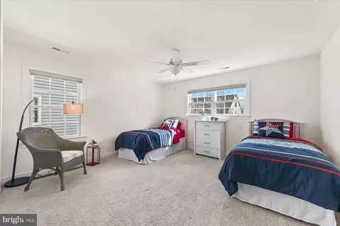 Bedroom - 18 Ocean Mist Dr, Ocean View, DE 19970 photo 6 of 10