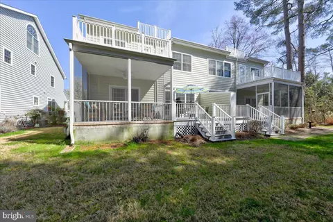 Exterior - 18 Ocean Mist Dr, Ocean View, DE 19970 photo 10 of 11