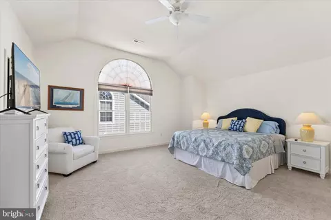 Bedroom - 18 Ocean Mist Dr, Ocean View, DE 19970 photo 8 of 10