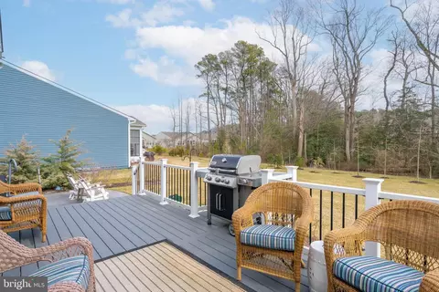 Exterior - 23298 Bourbon Cir, Lewes, DE 19958 photo 13 of 15