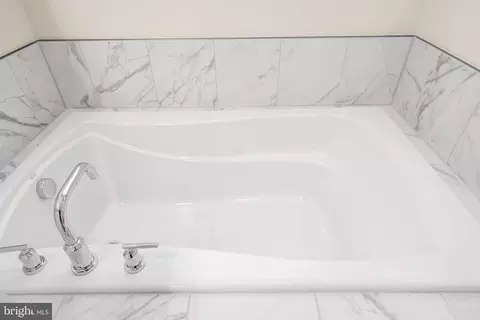 Bath - 23298 Bourbon Cir, Lewes, DE 19958 photo 2 of 4