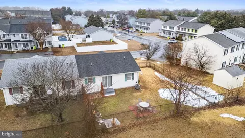 View/Area - 405 S Spinnaker Ln, Milton, DE 19968 photo 3 of 6