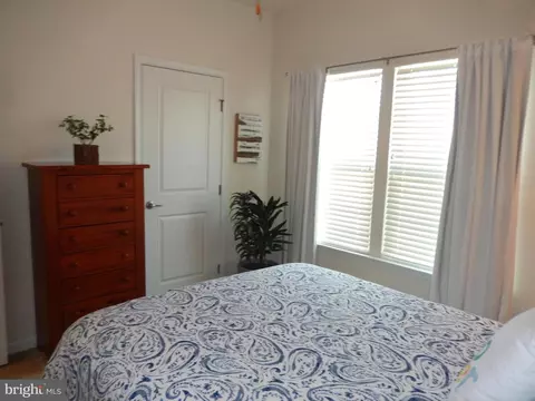 Bedroom - 27 Thornton Dr, Ocean View, DE 19970 photo 6 of 8