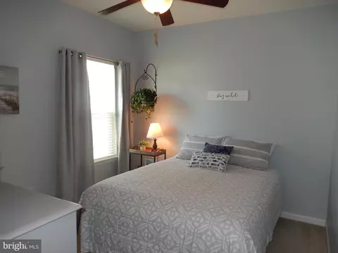 Bedroom - 27 Thornton Dr, Ocean View, DE 19970 photo 7 of 8