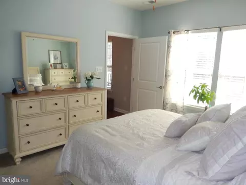 Bedroom - 27 Thornton Dr, Ocean View, DE 19970 photo 3 of 8