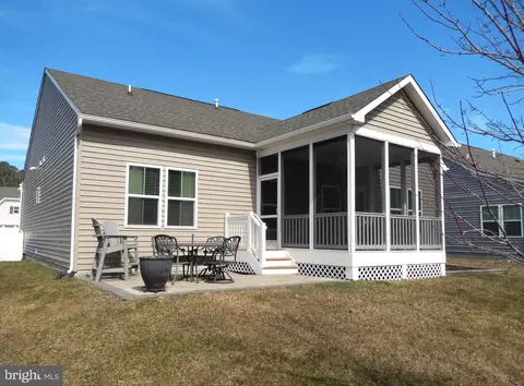 Exterior - 27 Thornton Dr, Ocean View, DE 19970 photo 9 of 13