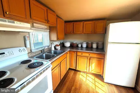 Other - 15 E 4th St, Blades, DE 19973 photo 2 of 11