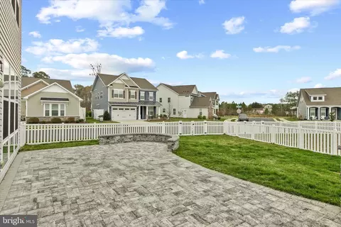 Exterior - 18 Middlesex Dr, Ocean View, DE 19970 photo 3 of 8