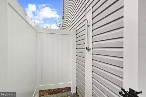 Exterior - 18 Middlesex Dr, Ocean View, DE 19970 photo 2 of 8
