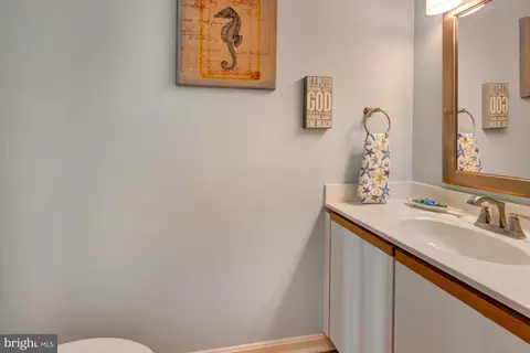 Bath - 829 Beach Haven Dr #C, Bethany Beach, DE 19930 photo 1 of 3