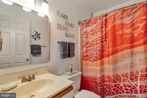 Bath - 829 Beach Haven Dr #C, Bethany Beach, DE 19930 photo 2 of 3