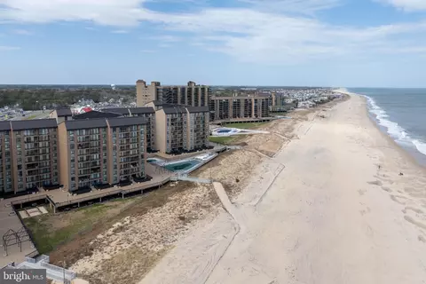 409 Georgetowne House Rd, Bethany Beach, DE 19930