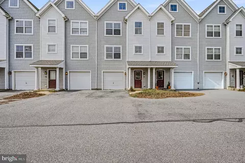 37264 Sea Coast Ct #13, Rehoboth Beach, DE 19971