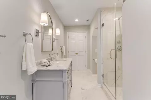Bath - 130 E Side Dr, Rehoboth Beach, DE 19971 photo 6 of 11
