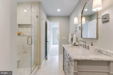 Bath - 130 E Side Dr, Rehoboth Beach, DE 19971 photo 7 of 11