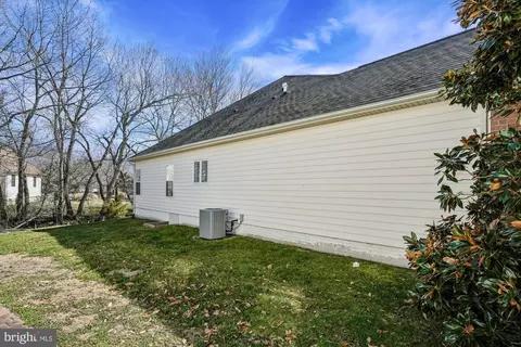 Exterior - 37151 Lord Baltimore Ln, Ocean View, DE 19970 photo 18 of 20