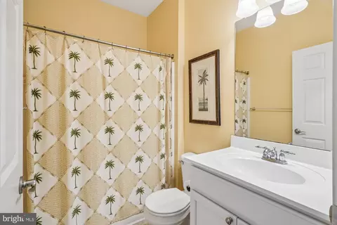 Bath - 37151 Lord Baltimore Ln, Ocean View, DE 19970 photo 5 of 5