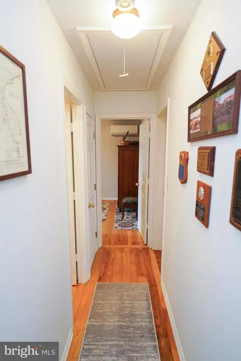 Entry Way - 306 N Margaret St, Georgetown, DE 19947 photo 5 of 6