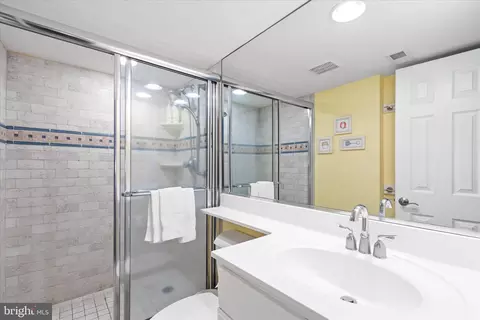 Bath - 209 Chesapeake House, Bethany Beach, DE 19930 photo 2 of 2