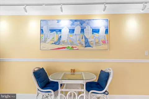 Dining - 209 Chesapeake House, Bethany Beach, DE 19930 photo 1 of 2