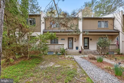 791 Salt Pond Cir #B, Bethany Beach, DE 19930